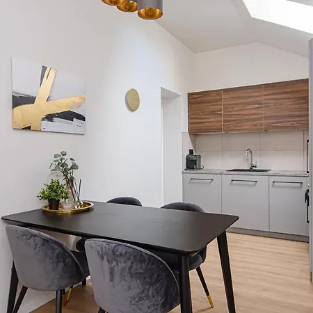 Zydu Str Two Bedrooms By Urban Rent 公寓