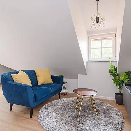 Zydu Str Two Bedrooms By Urban Rent